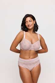 Salesbook image with head | Primadonna