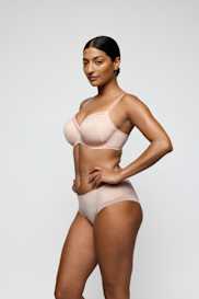 Salesbook image with head | Primadonna