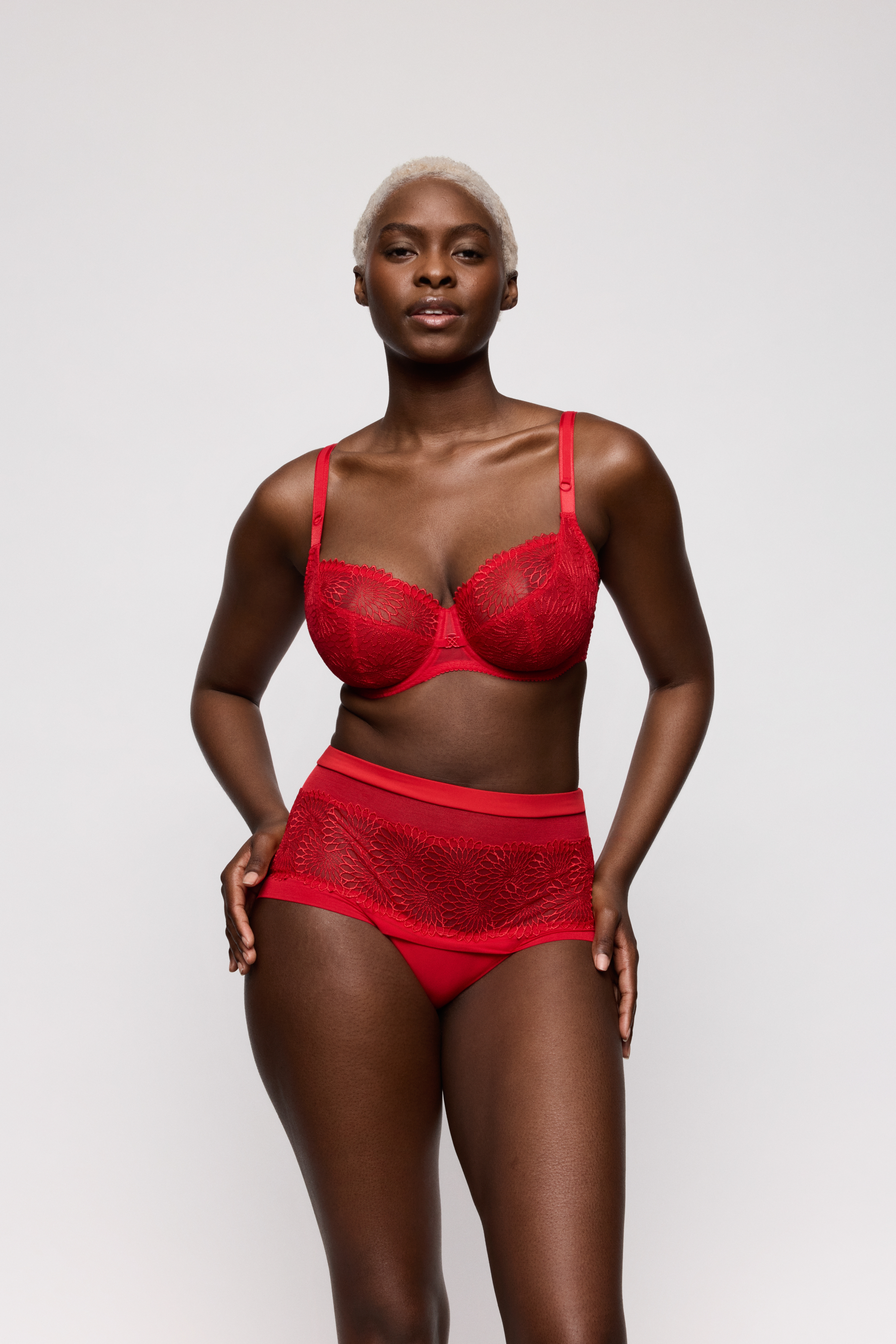 Primadonna SOPHORA true red hotpants | Primadonna United States
