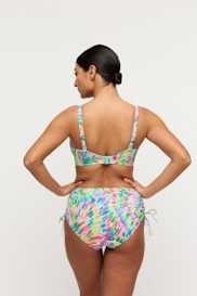 Salesbook image with head | Primadonna