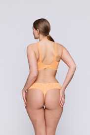 Salesbook image with head | Primadonna