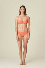 Salesbook image with head | Marie Jo