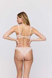 Salesbook image with head | Marie Jo