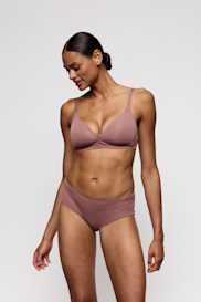 Salesbook image with head | Marie Jo