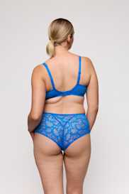 Salesbook image with head | Primadonna