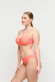 Salesbook image with head | Primadonna
