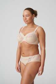 Salesbook image with head | Primadonna