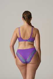 Salesbook image with head