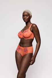 Salesbook image with head | Primadonna