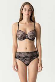 Salesbook image with head | Primadonna