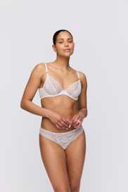 Salesbook image with head | Marie Jo