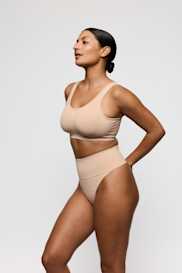 Salesbook image with head | Primadonna