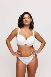 Salesbook image with head | Primadonna