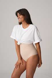 Salesbook image with head | Primadonna