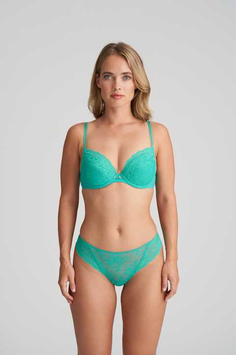 Salesbook image with head | Marie Jo