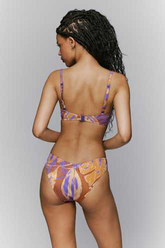 Salesbook image with head