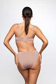 Salesbook image with head | Marie Jo