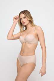 Salesbook image with head | Marie Jo