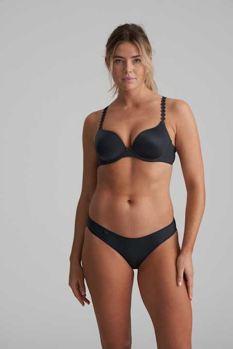 Salesbook image with head | Marie Jo