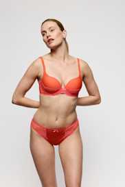 Salesbook image with head | Marie Jo