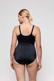 Salesbook image with head | Primadonna