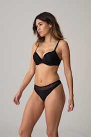 Salesbook image with head | Marie Jo