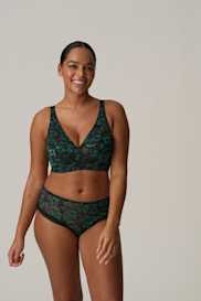 Salesbook image with head | Primadonna