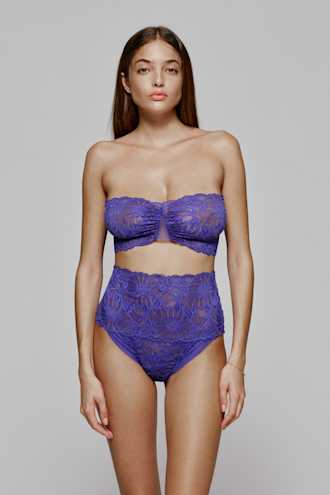 Salesbook image with head