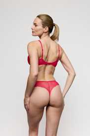 Salesbook image with head | Marie Jo