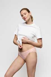 Salesbook image with head | Marie Jo