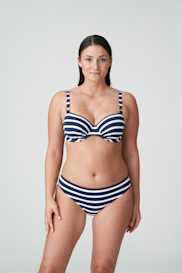 Salesbook image with head | Primadonna