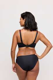 Salesbook image with head | Primadonna