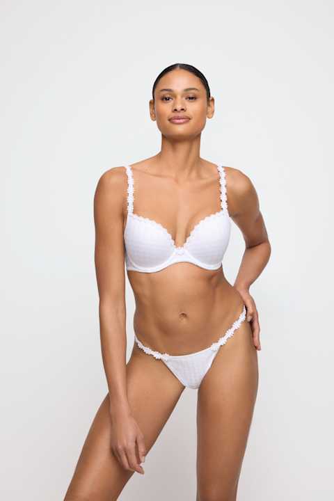 Salesbook image with head | Marie Jo