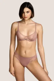 Salesbook image with head | Andres Sarda