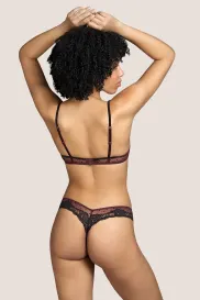 Salesbook image with head | Andres Sarda