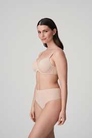 Salesbook image with head | Primadonna