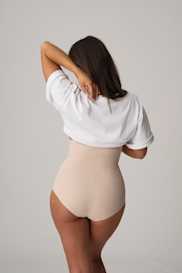 Salesbook image with head | Primadonna