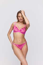 Salesbook image with head | Marie Jo