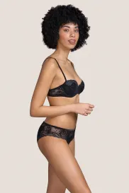 Salesbook image with head | Andres Sarda