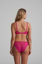 Salesbook image with head | Marie Jo