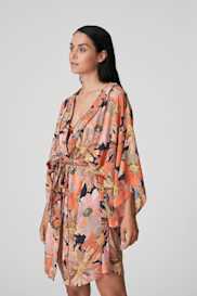 Salesbook image with head | Primadonna