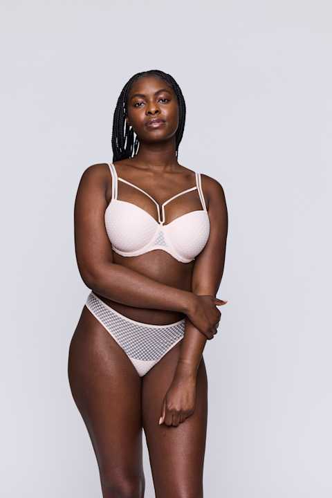 Salesbook image with head | Primadonna