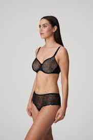 Salesbook image with head | Primadonna