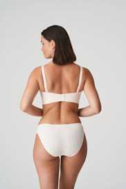 Salesbook image with head | Primadonna