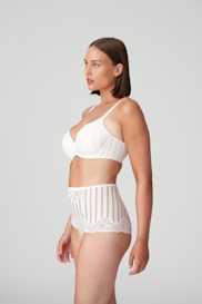 Salesbook image with head | Primadonna