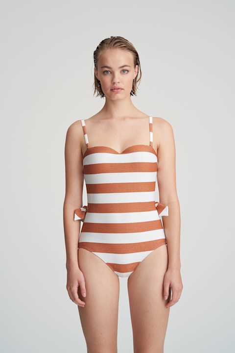 Salesbook image with head | Marie Jo