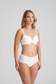 Salesbook image with head | Marie Jo