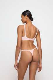 Salesbook image with head | Marie Jo