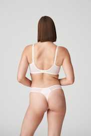 Salesbook image with head | Primadonna