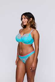 Salesbook image with head | Primadonna